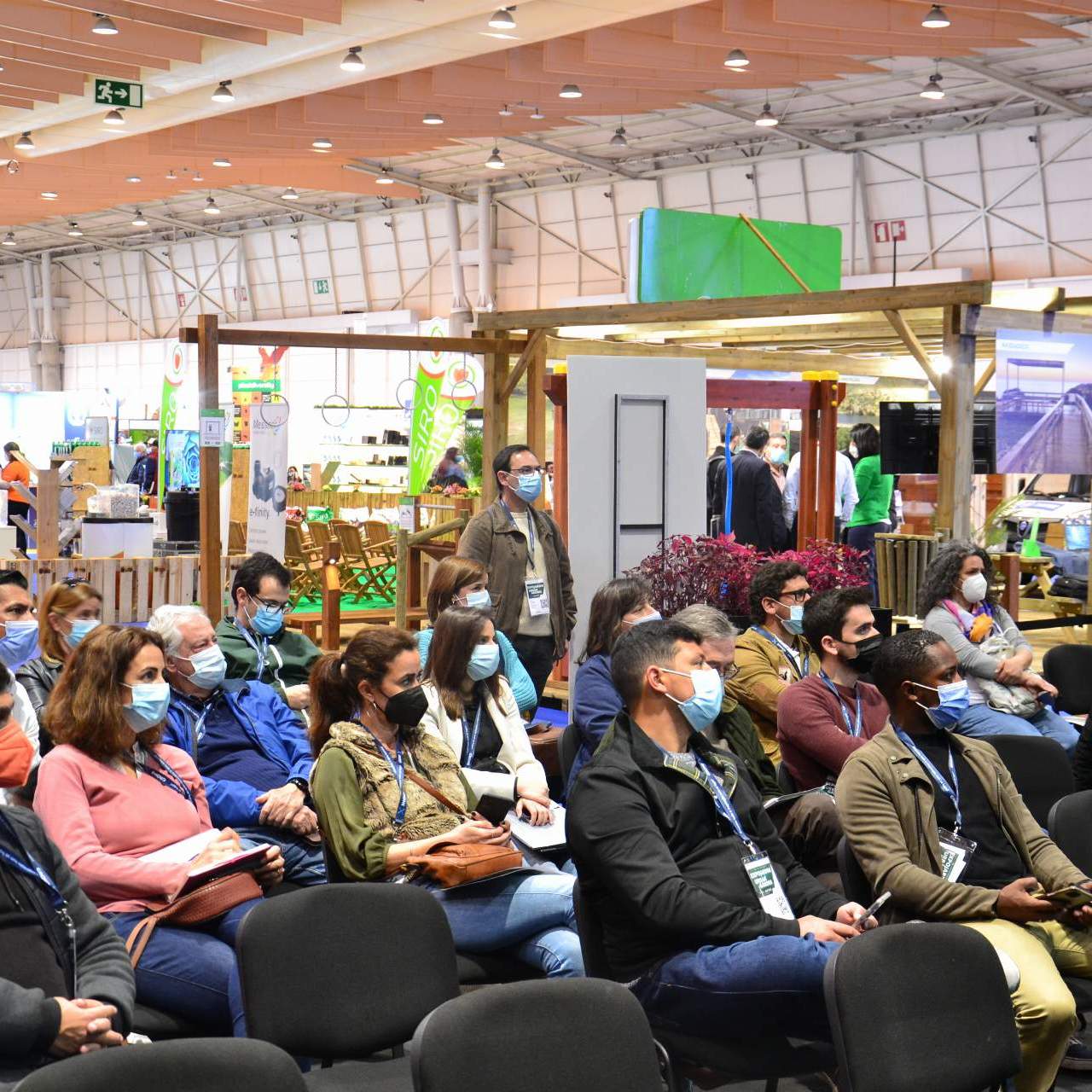 El debate sobre el futuro del arbolado urbano reúne a los profesionales del sector en 'Expojardim & Urban Garden